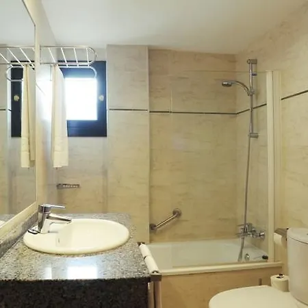 Blue Sea Es Bolero Apartahotel 4*